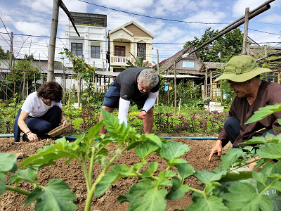 Local Market, Organic Farm and Cooking Class